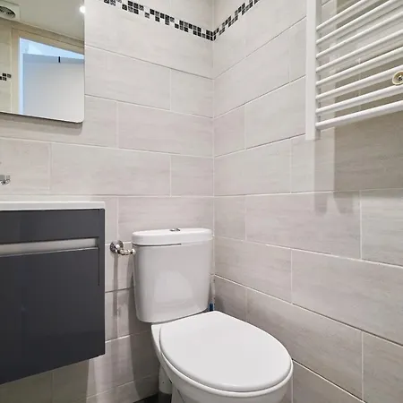 Le Lovely - - 5 Mins Des Caves De Champagne *