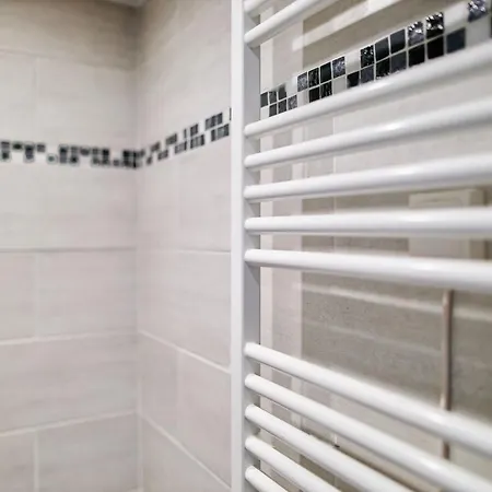 Le Lovely - - 5 Mins Des Caves De Champagne *