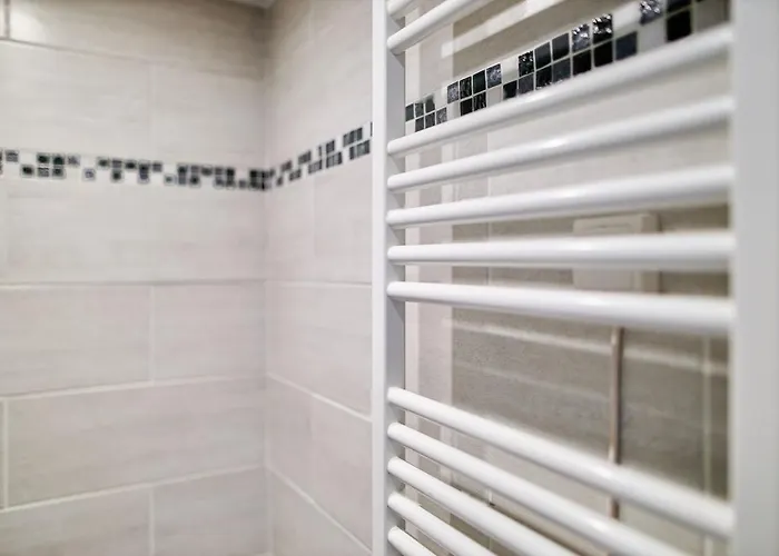 Le Lovely - - 5 Mins Des Caves De Champagne *